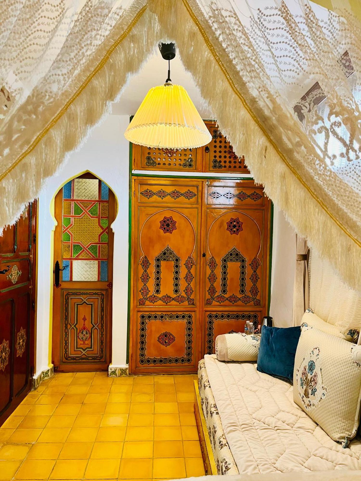 Dar Meziana Bed & Breakfast เชฟชาอูน ภายนอก รูปภาพ