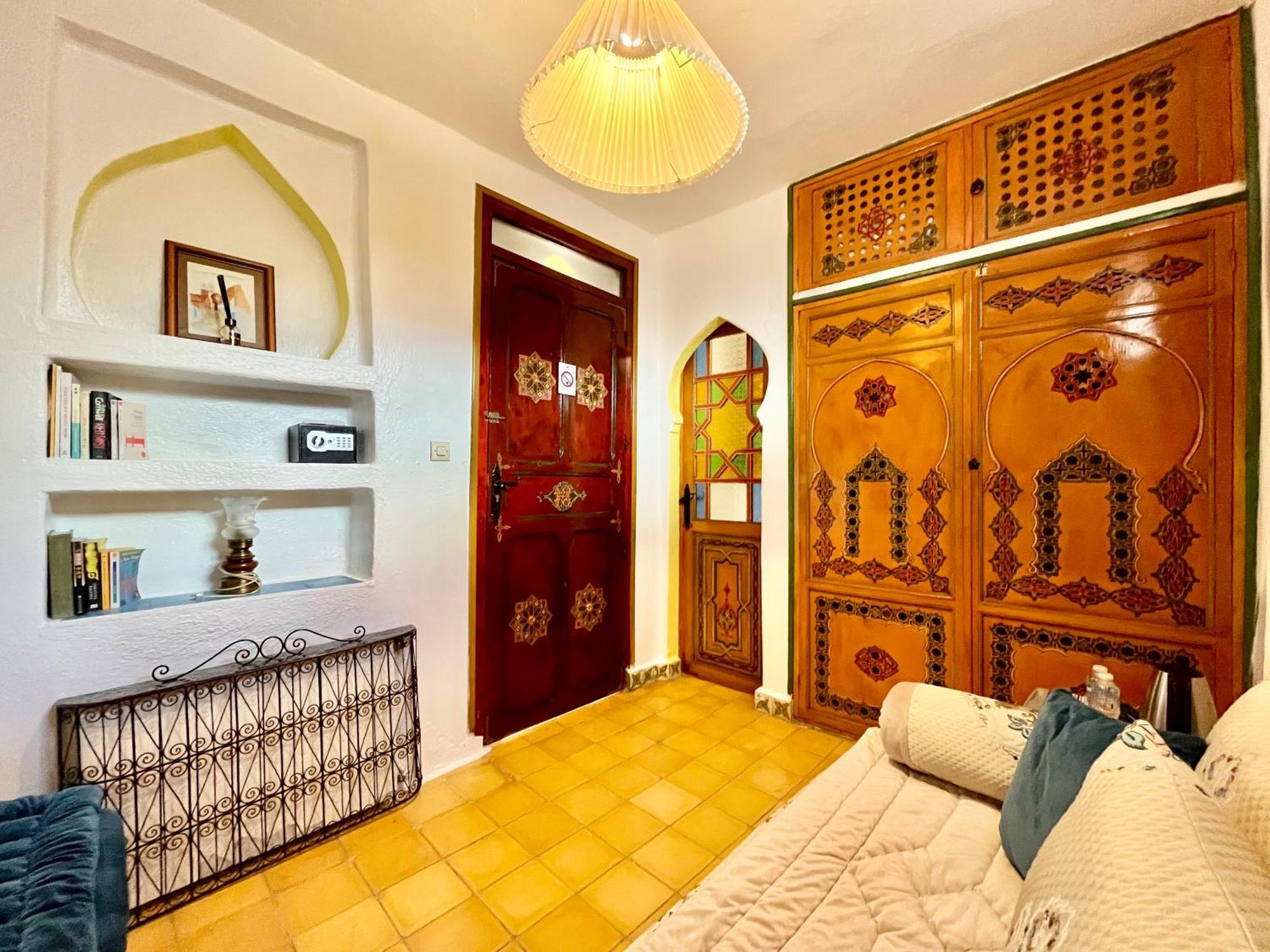 Dar Meziana Bed & Breakfast เชฟชาอูน ภายนอก รูปภาพ