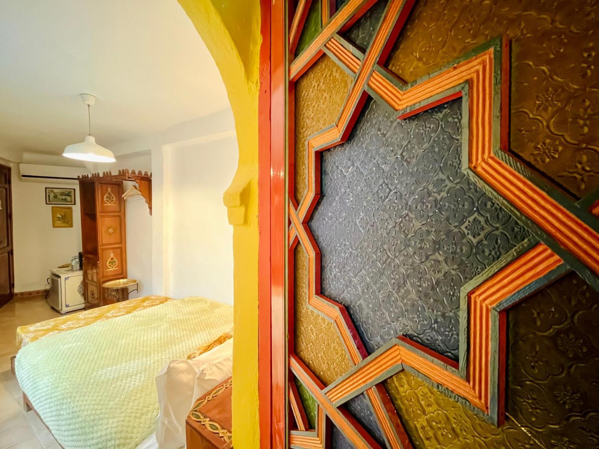 Dar Meziana Bed & Breakfast เชฟชาอูน ภายนอก รูปภาพ